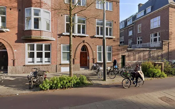 Amsterdam_Attorneys_row_560