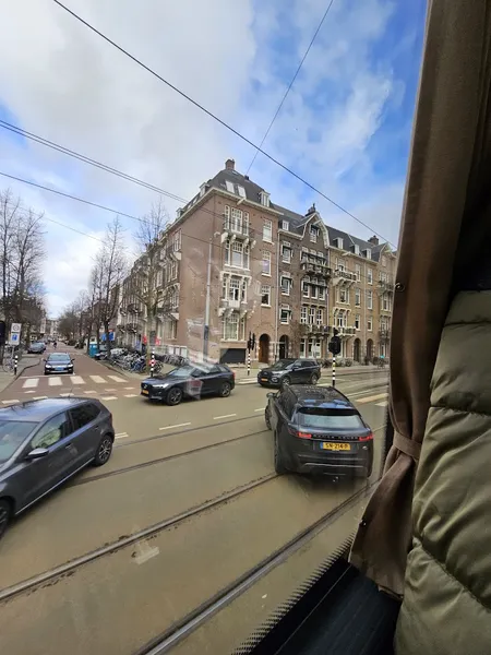 Amsterdam_Attorneys_row_621