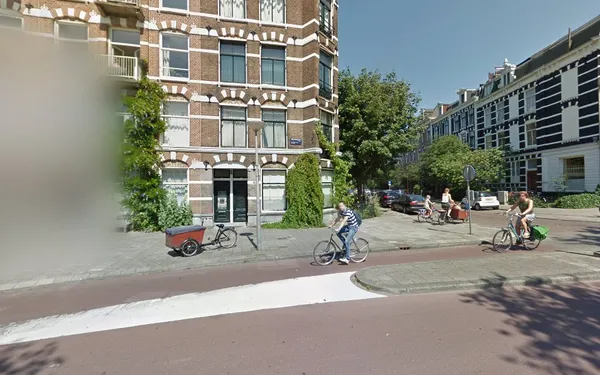 Amsterdam_Attorneys_row_892
