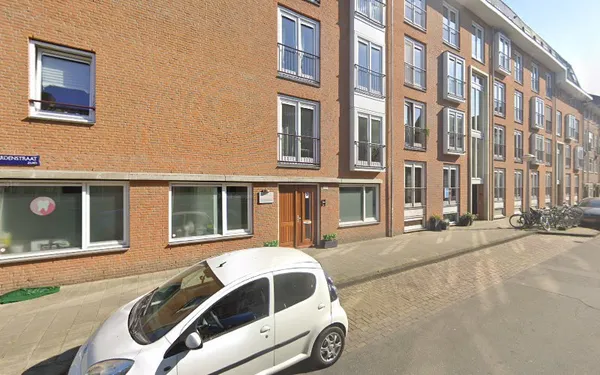 Amsterdam_Dentists_row_312