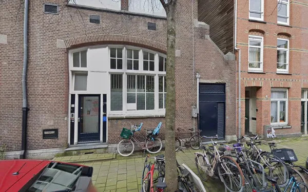 Amsterdam_Dentists_row_366
