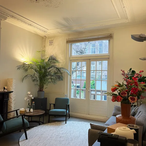 Amsterdam_spiritual_life_coaches_row_29