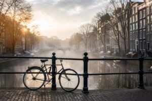 20-Amsterdam-misty-morning–photo