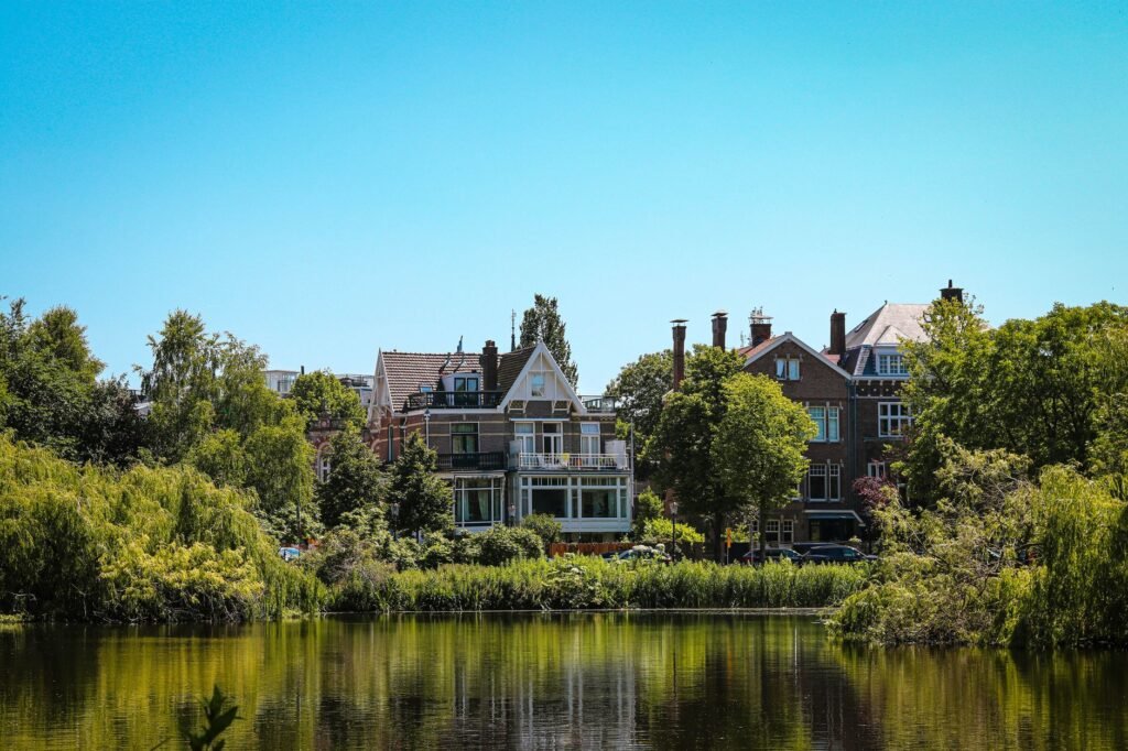 Amsterdam Neighborhood Guide for Where To Stay and Explore