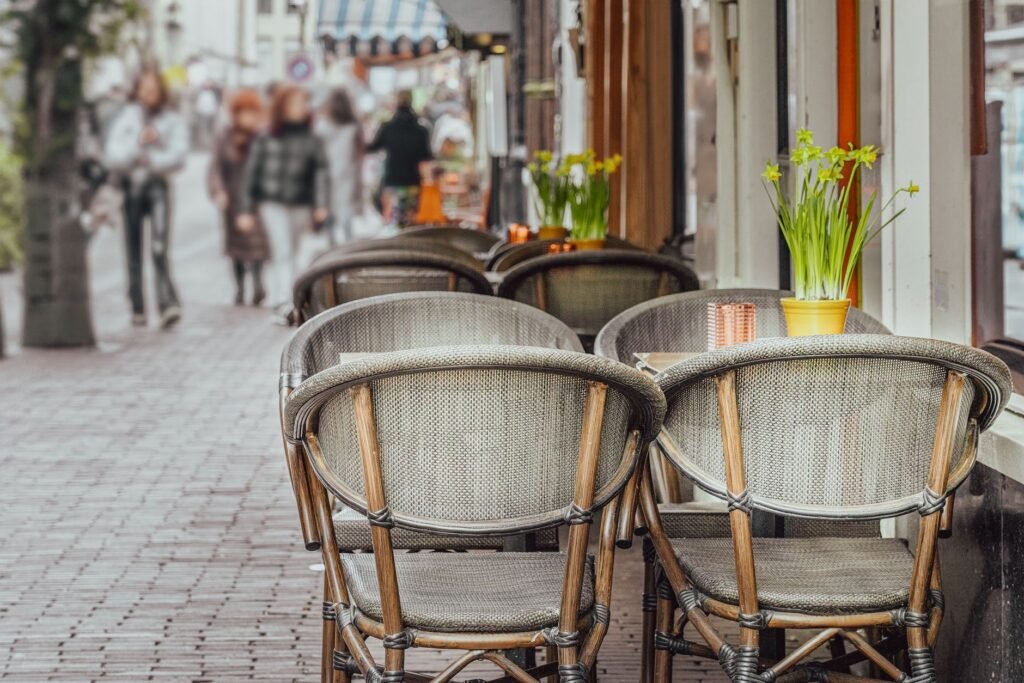 Dutch Etiquette in Amsterdam