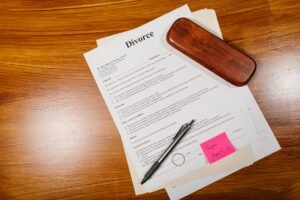 Amsterdam Divorce Guide For Expats: What To Know First