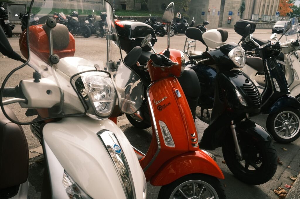 Amsterdam Bicycle And Moped Rules For Visitors