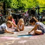 28-Amsterdam-street-play–candid-