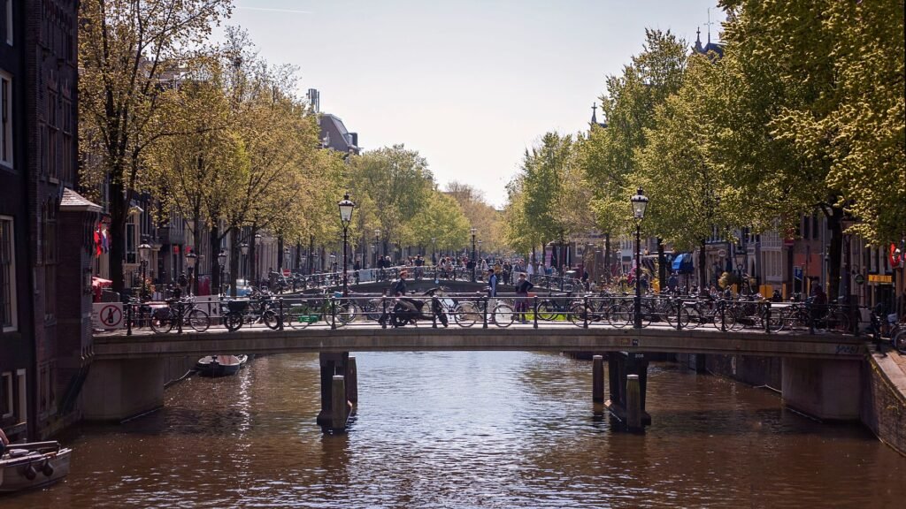 Guide To Amsterdam for First-Time Visitors