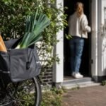 98-Amsterdam-errand–candid–a-bu