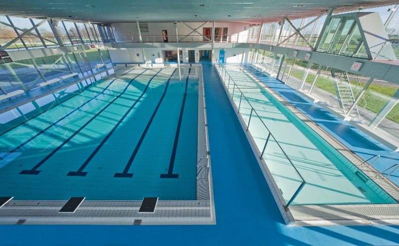 Aqua Hero – Friendship Amsterdam Noord