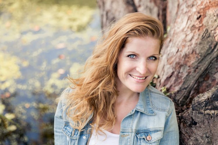 Arto Esti | Beeldende therapie | EFT & HSP coaching | yin yoga | Amsterdam