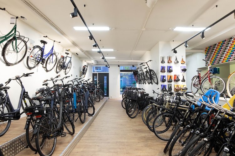 Black Bikes Windmill / Artis | Bike Rental Amsterdam