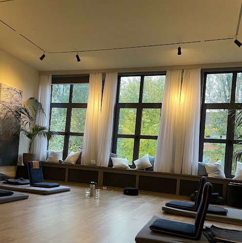 Breathwork Amsterdam – Space by Mees | Ademwerk Ademcoach | Somatic Therapy