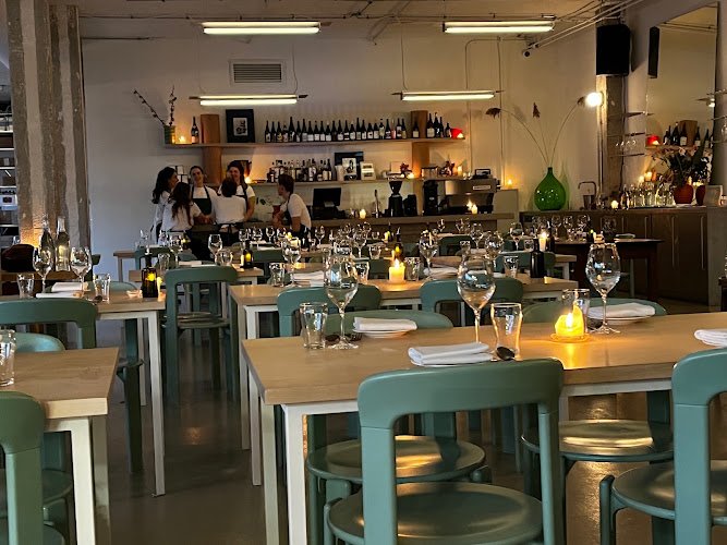 Cafe Restaurant Metro