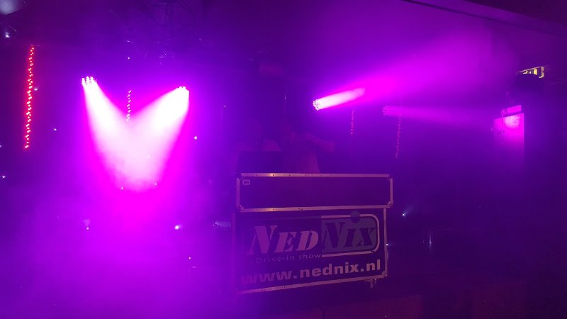 Café-bar-restaurant-partycentrum Het Paard