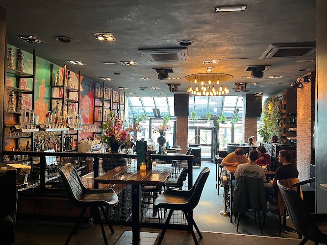 Cafe in the City
