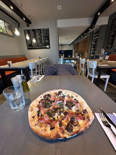 De Pizzabakkers Willemsparkweg