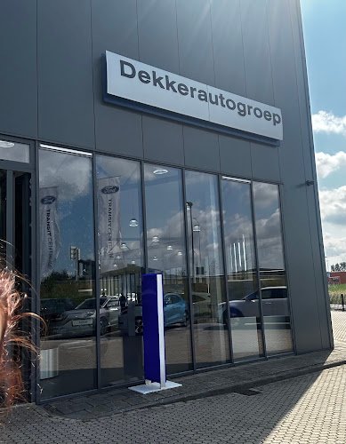 Dekkerautogroep Zaandam