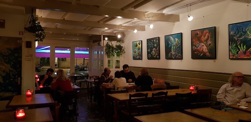 Dionysos Taverna