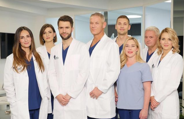 Dr. Lohuis