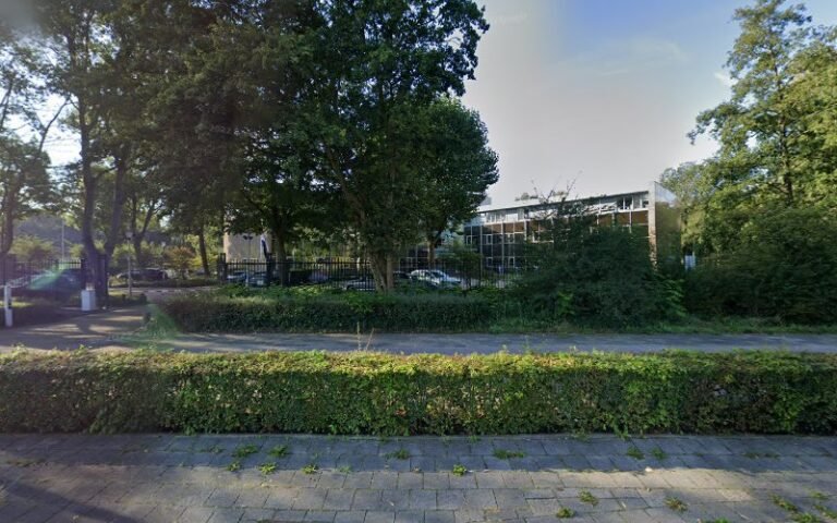 Dutch Cloud Housing