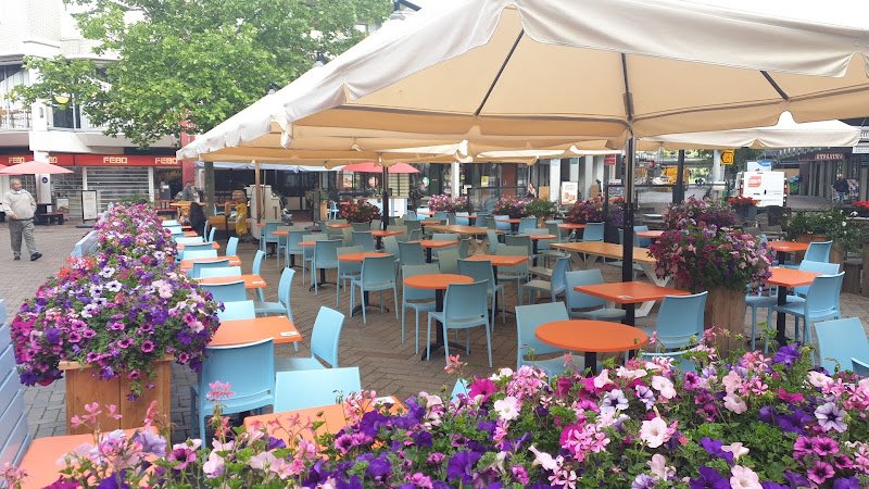 Eetcafé 100% Zuid-oost