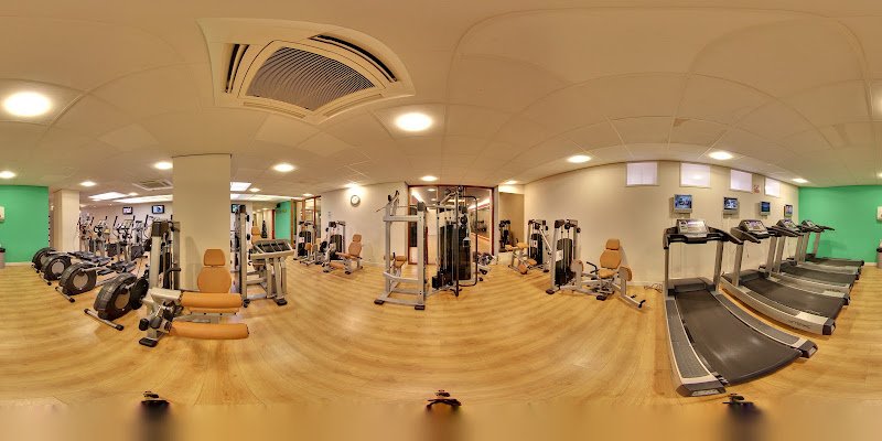 FemmeGym ‘Garage’