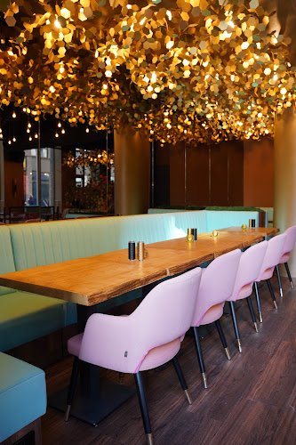 GIA Restaurant