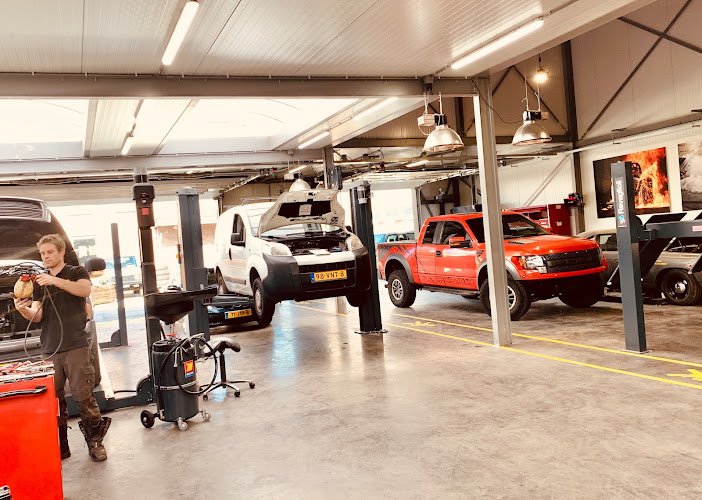 Garage / Speedshop Black8 & BlackBull chiptuning