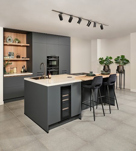 Grando Keukens | Badkamers Hoofddorp