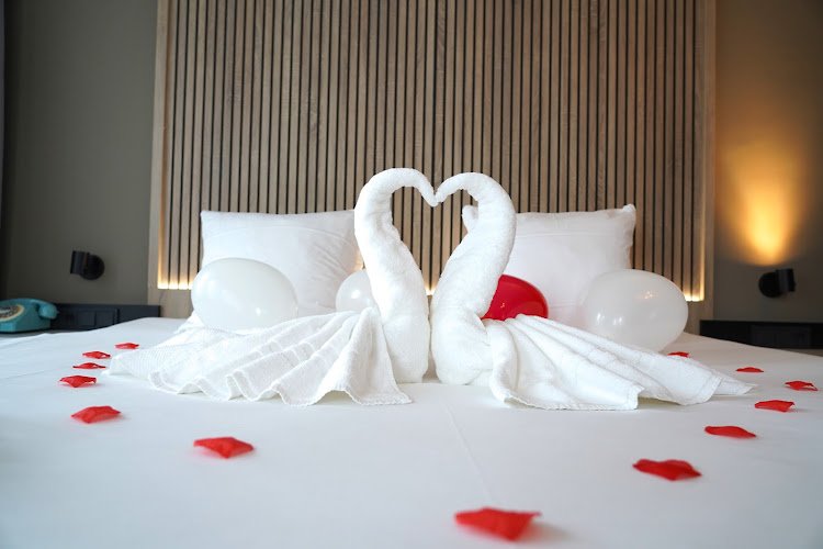 HOTEL ALKMAAR | Bar & Restaurant | Meeting & Events