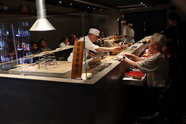 Ikkoku omakase & sake bar 炉端割烹 一石