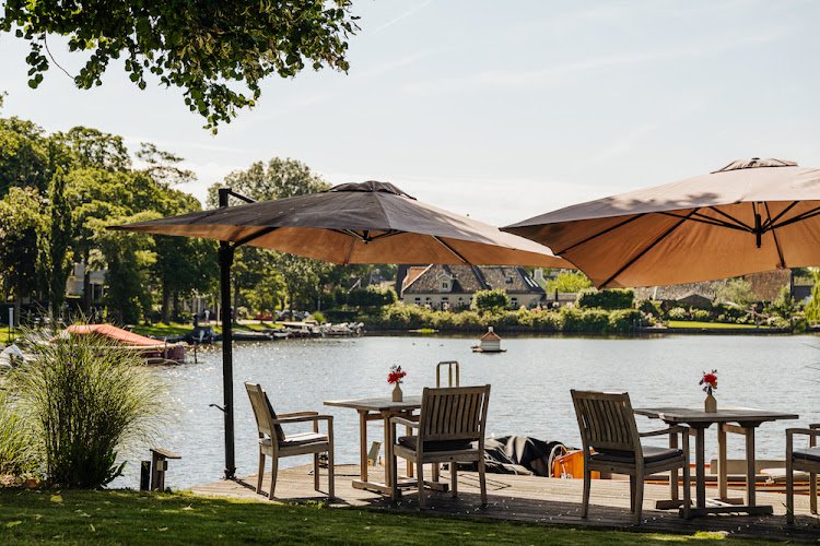 Inn on the Lake
