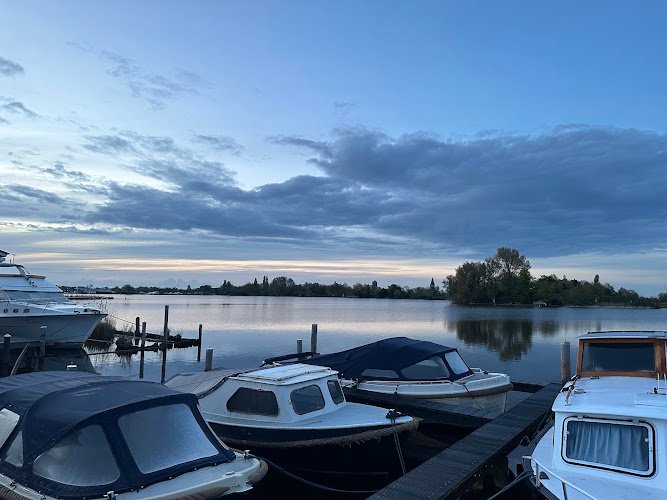 Jachthaven De Oude Werf B.V.