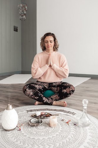 Kim Leegwater; connect to heal
