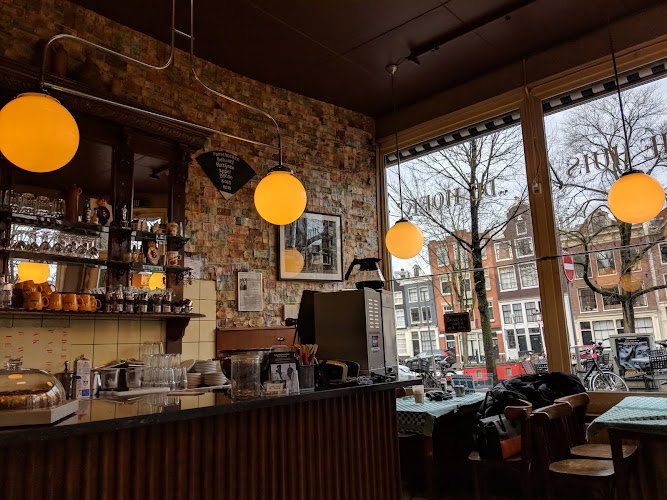 Koffiehuis ‘De Hoek’.