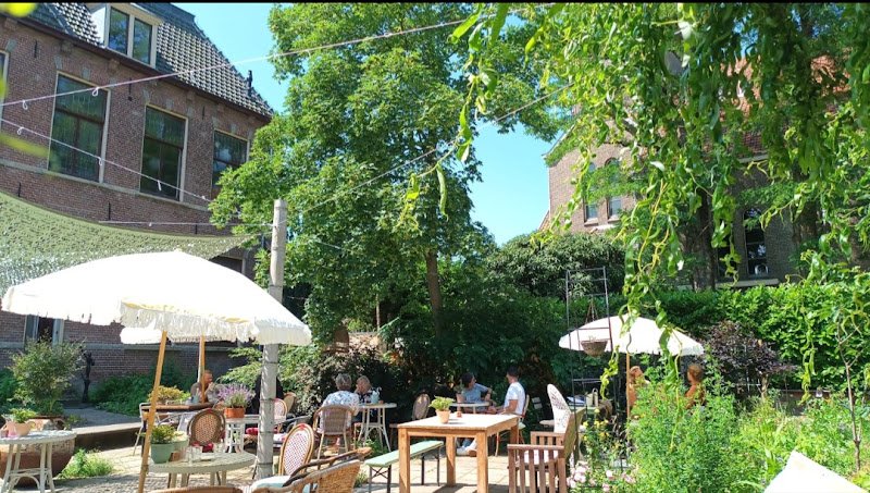 La Vie DePastorie Diemen