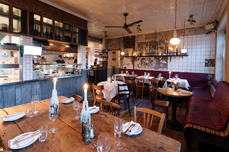 Le French Café – Admiraal de Ruijterweg
