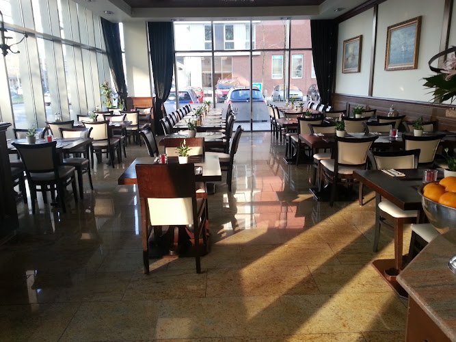 Leziz Restaurant