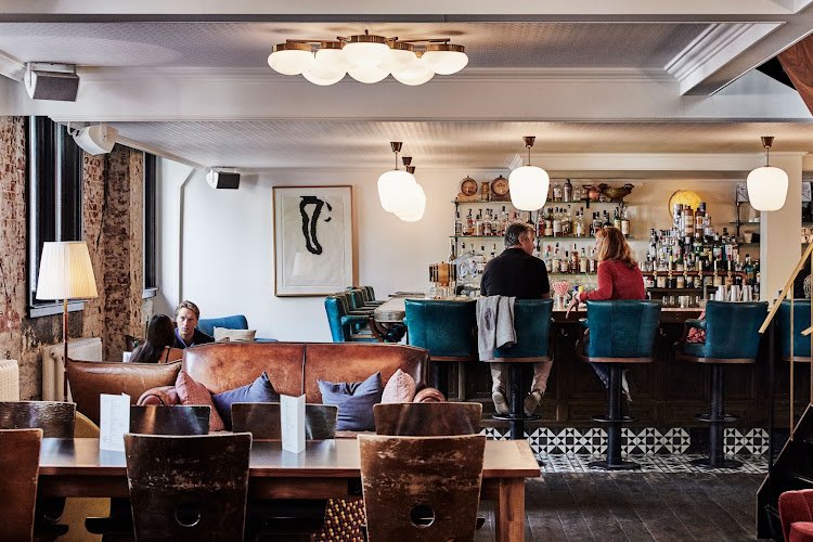Lotti’s Restaurant & Bar