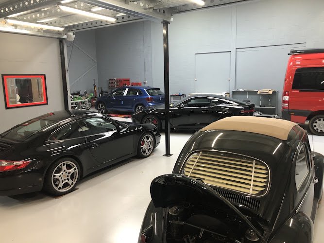 MCE ( Mai Car Electronics B.V. ) Inbouwcenter