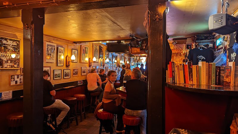 Mulligans Irish Music Bar