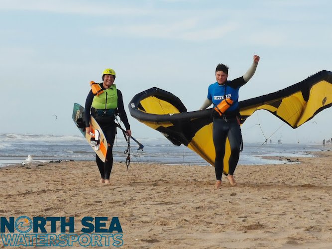 North Sea Watersports | Bedrijfsuitjes, Kitesurfschool & surfkamp