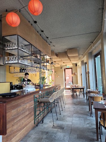 Papa Thang – Street Food Bistro