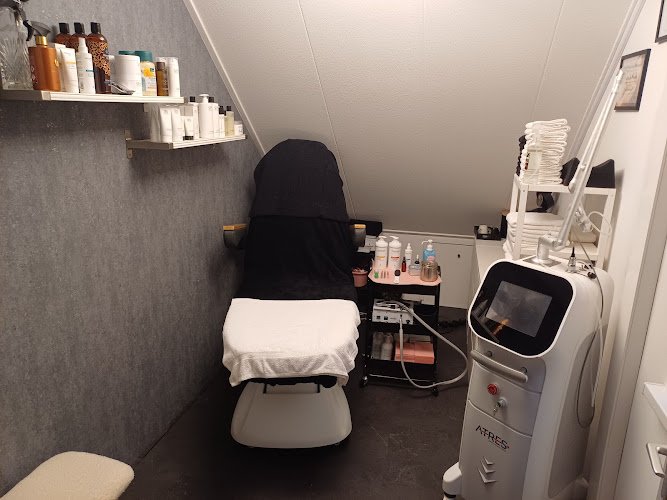 Petra’s Laser & Beauty