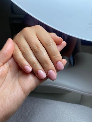 Proper Beauty Salon