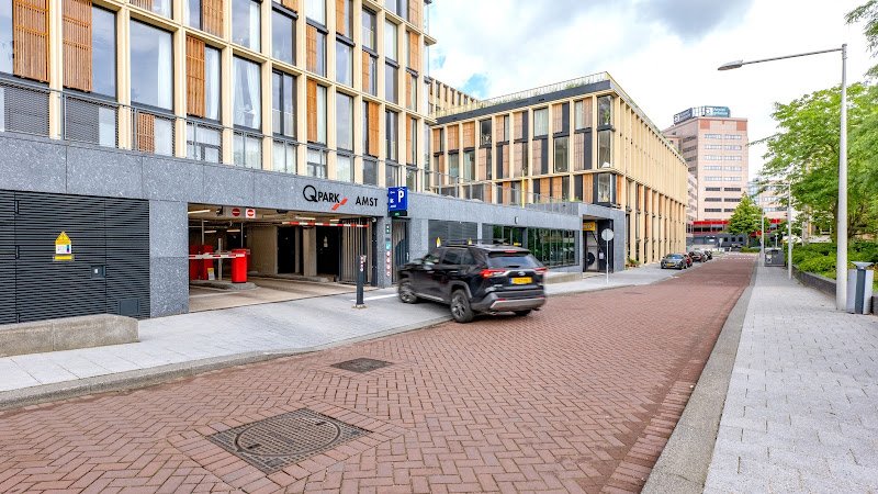 Q-Park AMST