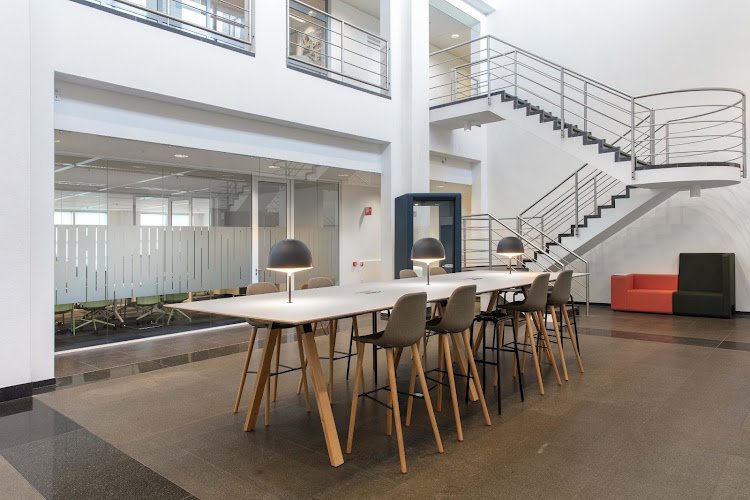Regus – Amsterdam, White Point