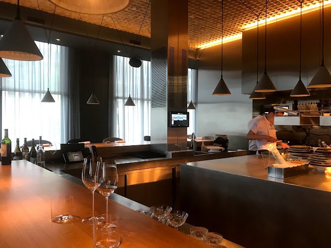 Restaurant 212